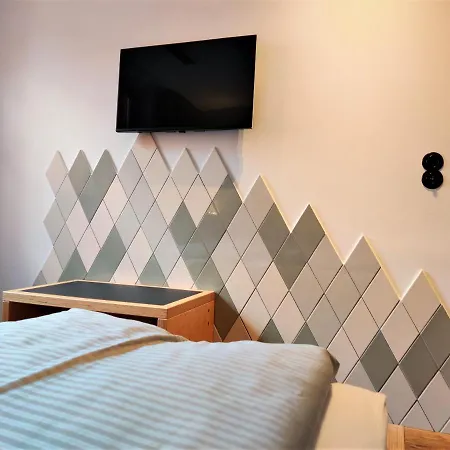 Hotell Bruderherz 3*